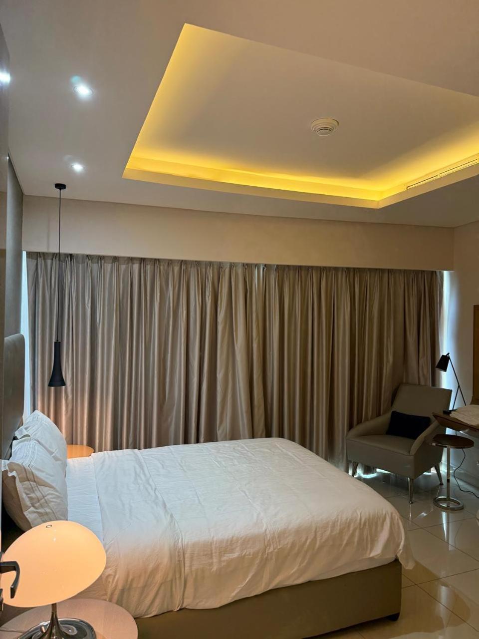 Apartment 6001 Burj Views By Royal Montania Homes Dubai
